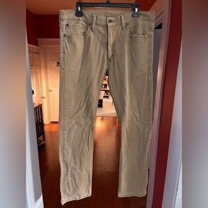 Men’s Levi’s 513 khaki jeans. 34W 32L. used condition